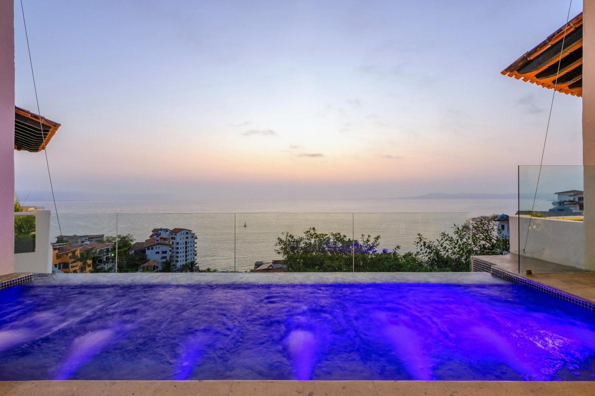 Villa Divina Luxury Boutique - Adults Only Puerto Vallarta Bagian luar foto